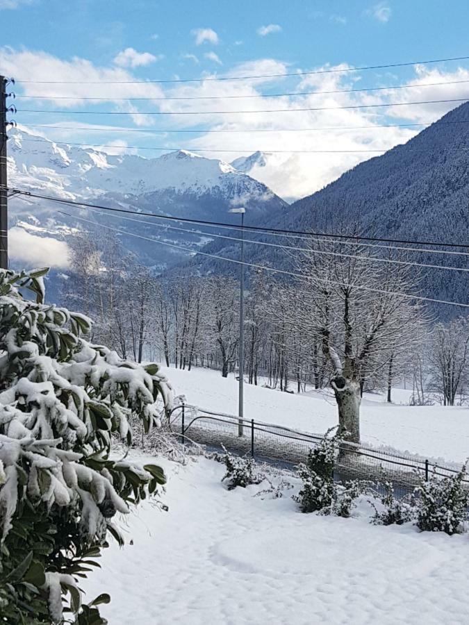 Chaleureux 2 pièces avec terrasse à Séez Esterno foto